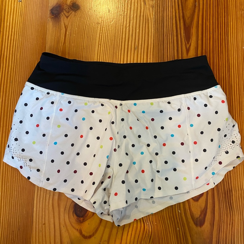 polka dot lululemon shorts